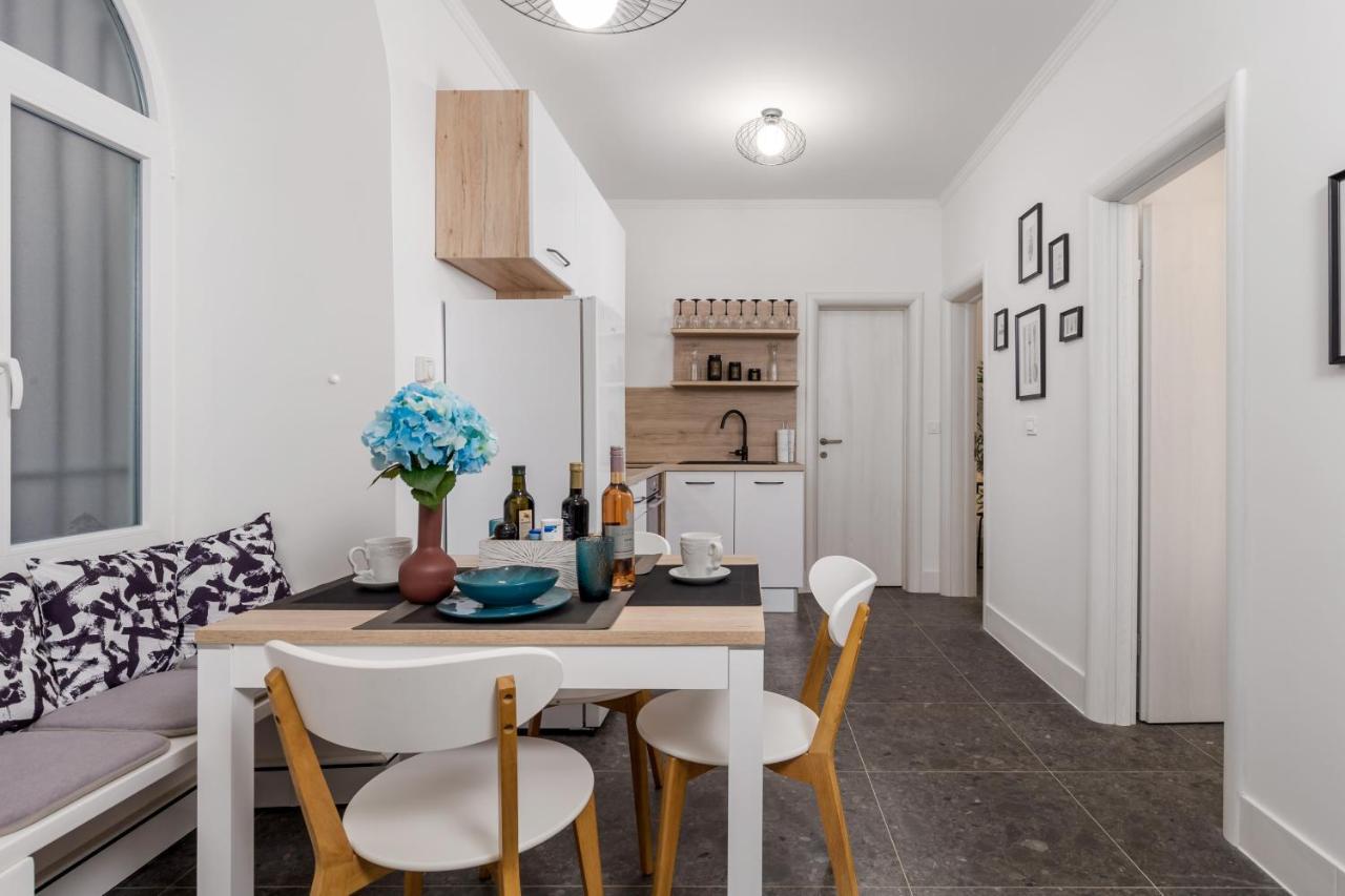 רייקה Apartman Lamandra מראה חיצוני תמונה